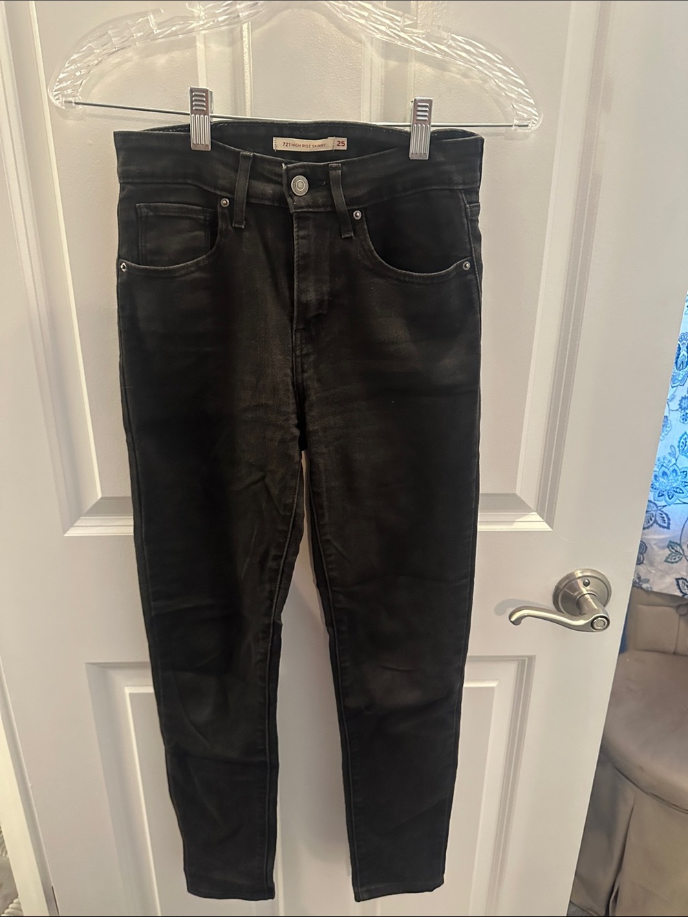 Levi’s High-Rise Black Skinny Jeans